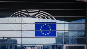 ES Digitālo pakalpojumu akts: ko tas nozīmē Latvijas lietotājiem
